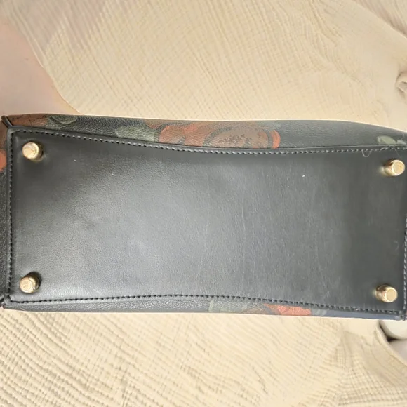 Coach Mini Surrey Carryall Black and Red Floral Satchel - Picture 5 of 9